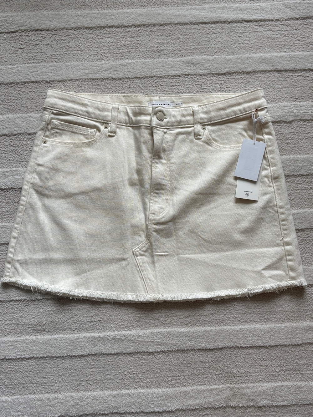 Good American White/Cream Denim Skirt